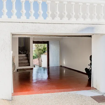 לינה וארוחת בוקר Aita