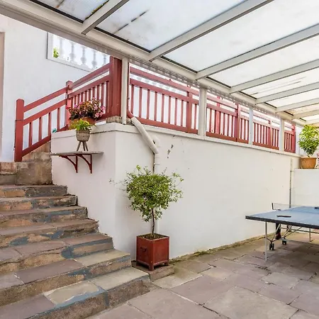 לינה וארוחת בוקר Aita