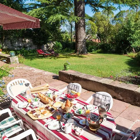 Aita לינה וארוחת בוקר