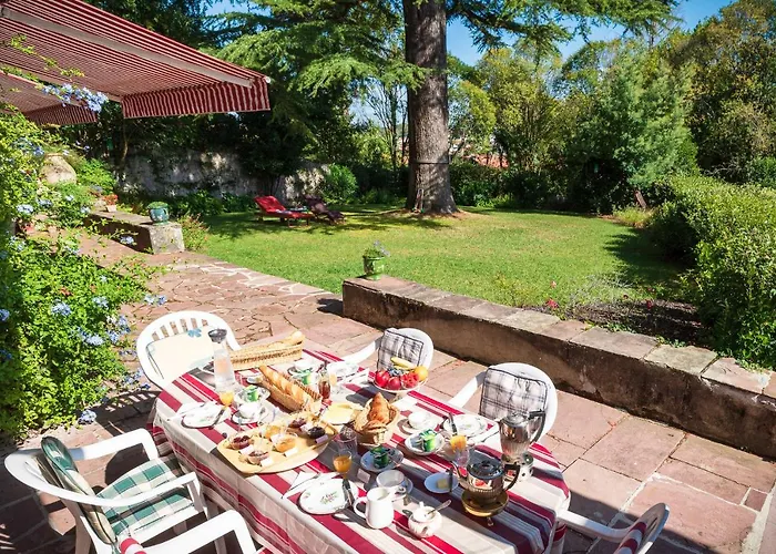 Aita Bed & Breakfast